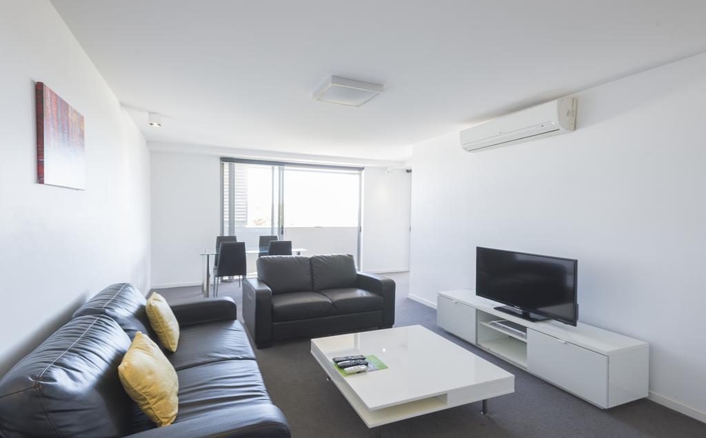 Eastwood Aparthotel 5*